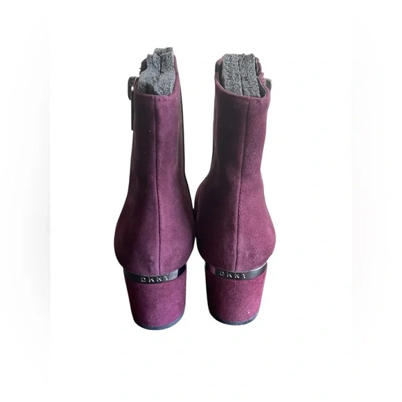 New DKNY Women Corrie Ankle Booties, Oxblood Suede Size 8 - Picture 4 of 9